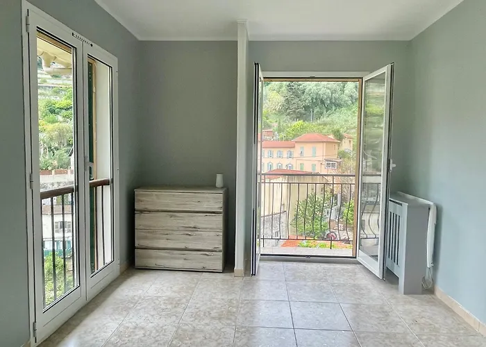 Maison Azurelienne Μεντόν