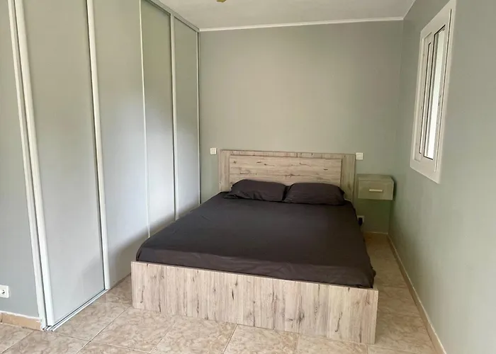 Πανσιόν Maison Azurelienne Μεντόν