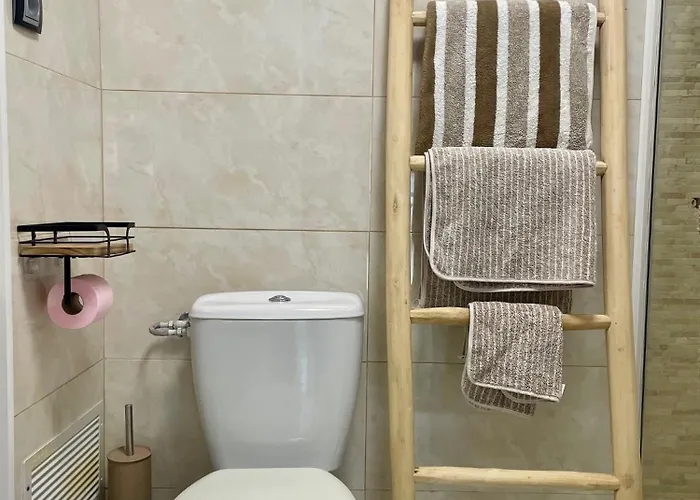 Maison Azurelienne 4* Μεντόν