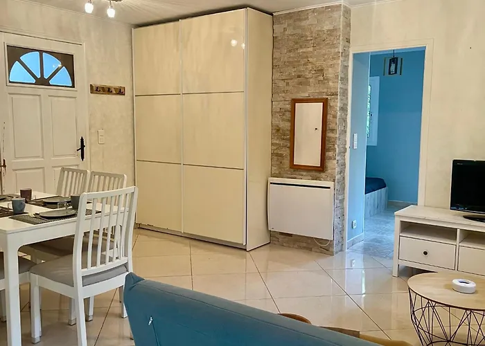 Πανσιόν Maison Azurelienne Μεντόν